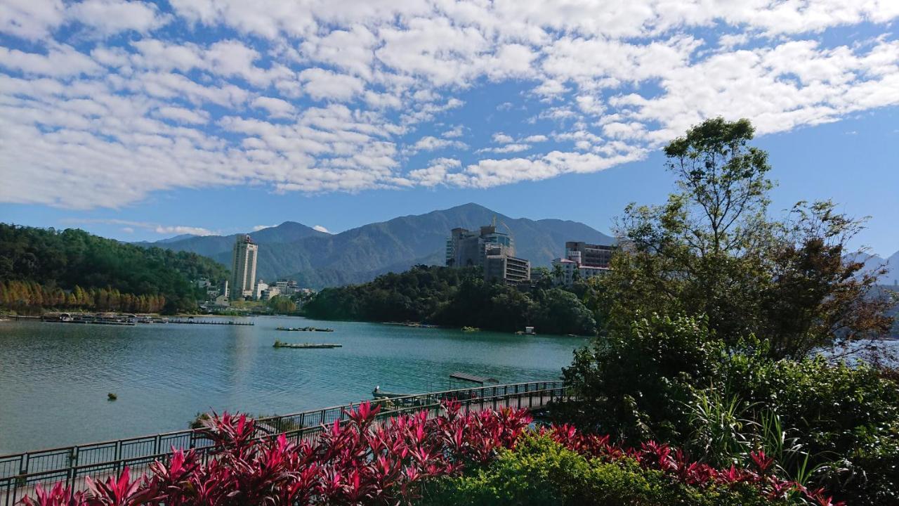 Zhaohong Homestay Yuchi Exterior photo